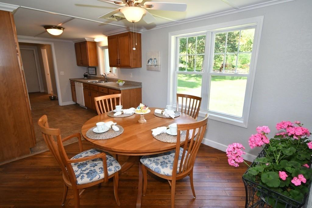 16 Birch Meadow Road Merrimac, MA 01860 - Photo 8 of 39