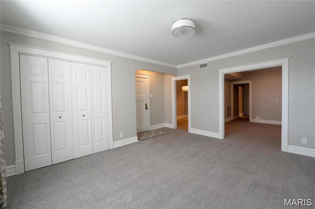 6607 Clayton Road, Unit 2E Clayton, MO 63117 - Photo 18 of 34