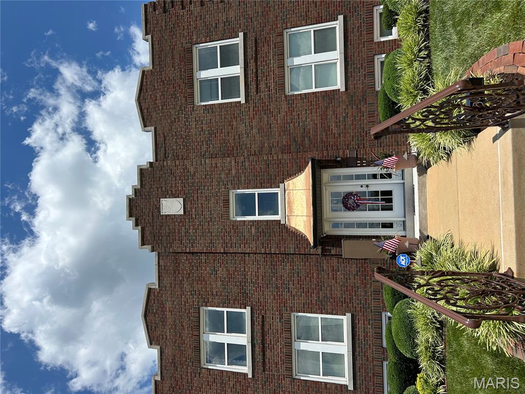 6607 Clayton Road, Unit 2E Clayton, MO 63117 - Photo 2 of 34