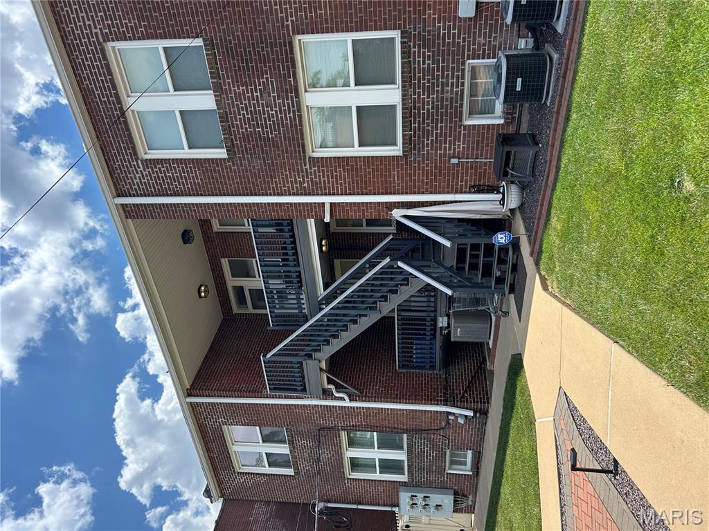 6607 Clayton Road, Unit 2E Clayton, MO 63117 - Photo 29 of 34