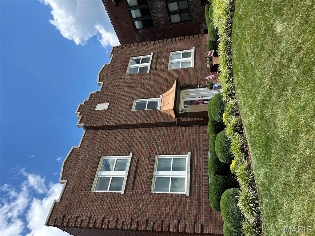 6607 Clayton Road, Unit 2E Clayton, MO 63117 - Photo 32 of 34