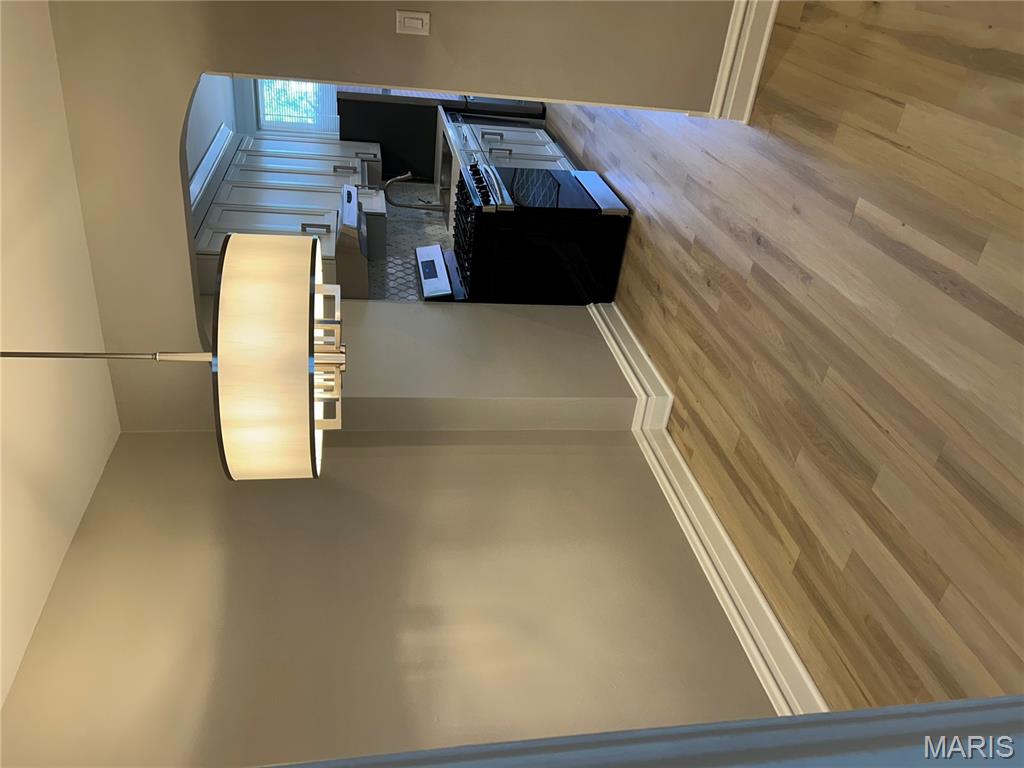 6607 Clayton Road, Unit 2E Clayton, MO 63117 - Photo 5 of 34