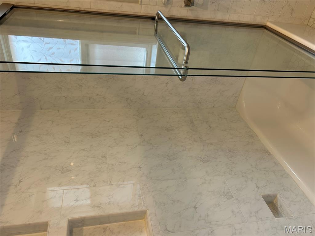 6607 Clayton Road, Unit 2E Clayton, MO 63117 - Photo 8 of 34