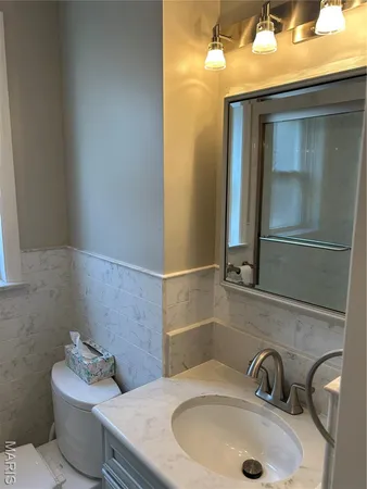 $1,550 | 6607 Clayton Road, Unit 2E, Clayton, MO 63117