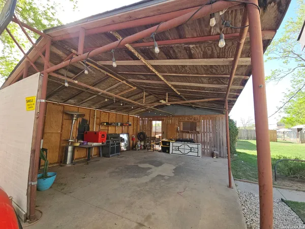 $395,000 | 5820 South Loop 1604 West, Von Ormy, TX 78073
