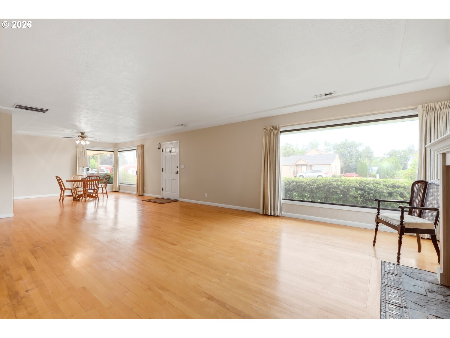 617 North Knights Bridge Road Canby, OR 97013 - Photo 8 of 28