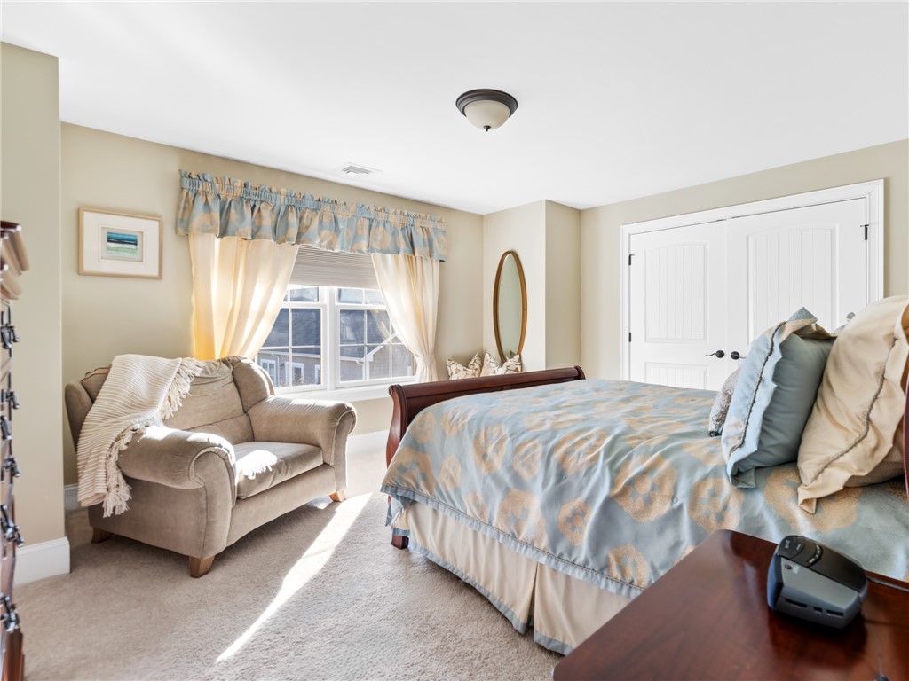 24 Hamilton Farm Road North Kingstown, RI 02852 - Photo 25 of 29 2nd floor bedroom