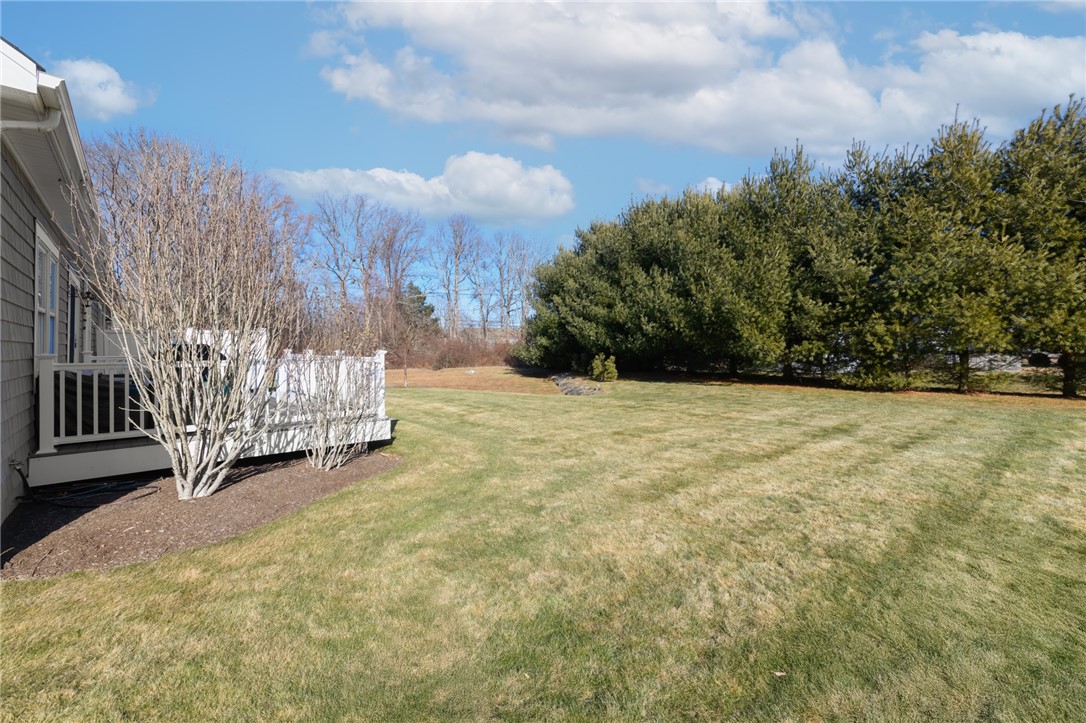 24 Hamilton Farm Road North Kingstown, RI 02852 - Photo 6 of 29 Gallery Image 6