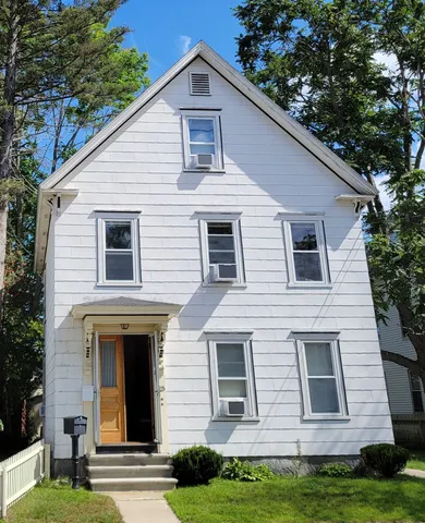 $2,100 | 25 Blucher Street, Unit 2, Manchester, NH 03102