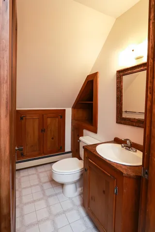 $2,100 | 25 Blucher Street, Unit 2, Manchester, NH 03102