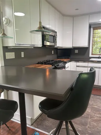 $3,075 | 1406 Highway 82, Hopewell Junction, NY 12533