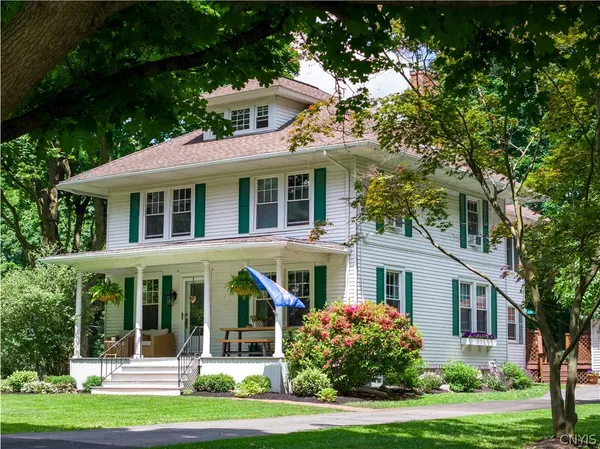 $759,900 | 3066 East Lake Road, Skaneateles, NY 13152