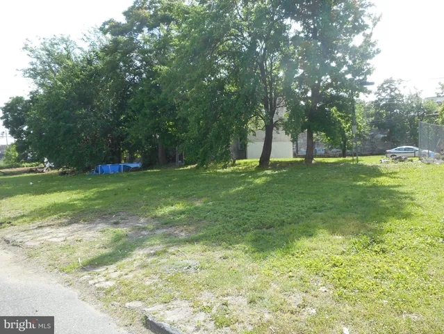 $37,000 | 1516 North Darien Street, Philadelphia, PA 19122