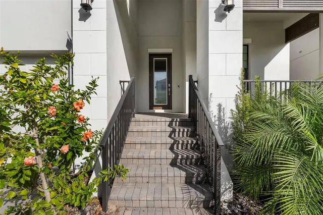 $529,900 | 1109 Seagrape Drive, Ruskin, FL 33570