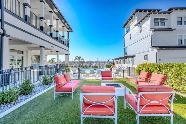 $529,900 | 1109 Seagrape Drive, Ruskin, FL 33570