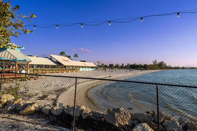 $529,900 | 1109 Seagrape Drive, Ruskin, FL 33570