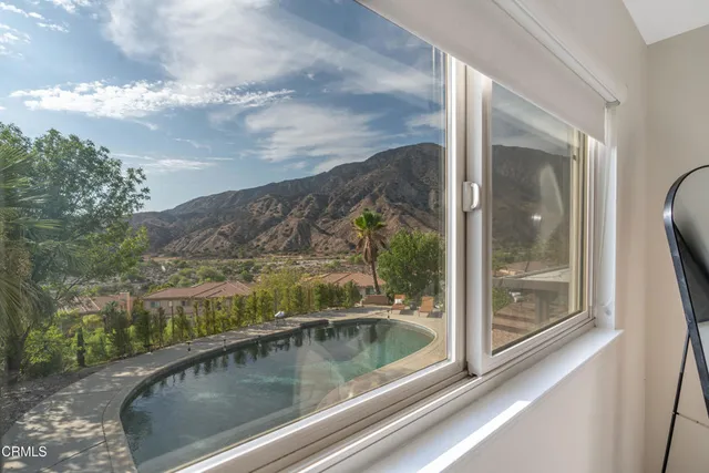 $1,550,000 | 11458 Garret Place, Tujunga, CA 91042