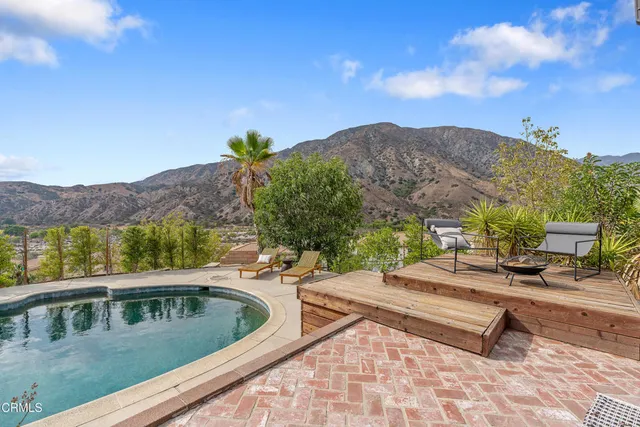 $1,550,000 | 11458 Garret Place, Tujunga, CA 91042