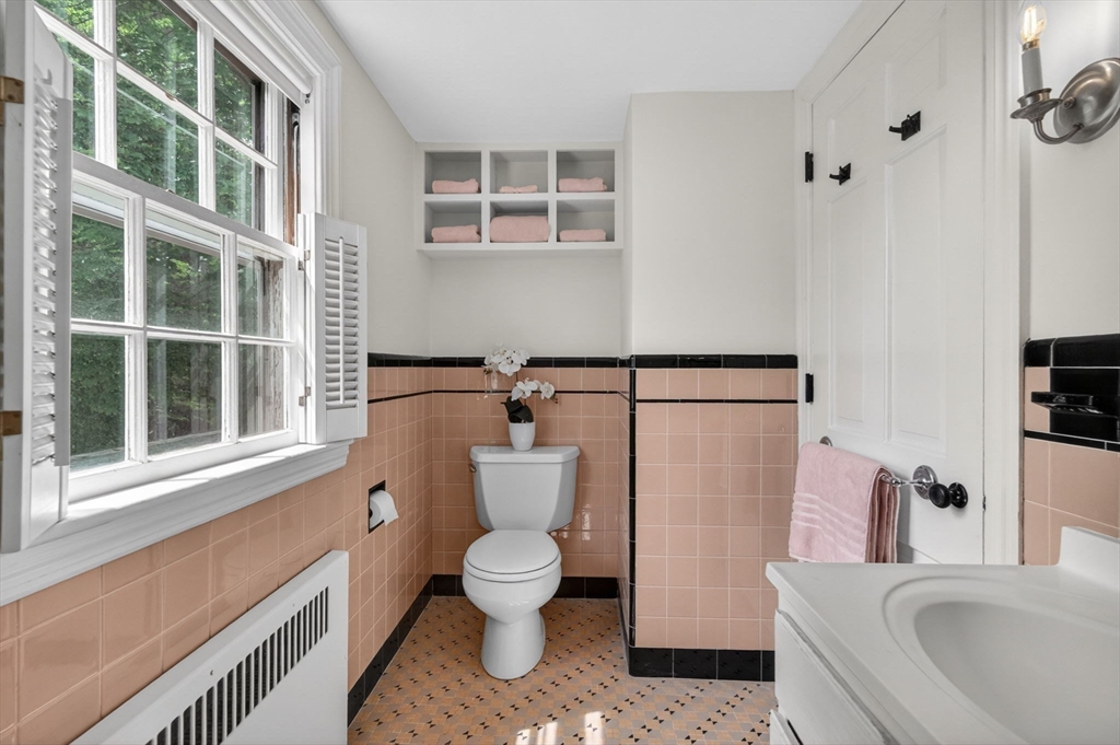 9 Stratford Road Andover, MA 01810 - Photo 28 of 35