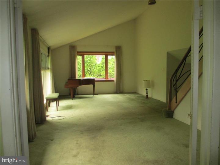 709 Preston Road Glenside, PA 19038 - Photo 13 of 16 Gallery Image 13