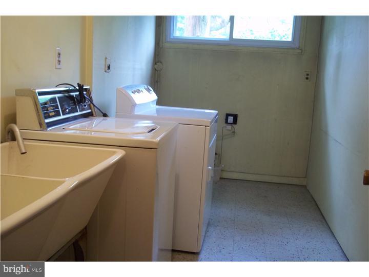 709 Preston Road Glenside, PA 19038 - Photo 8 of 16 Gallery Image 8
