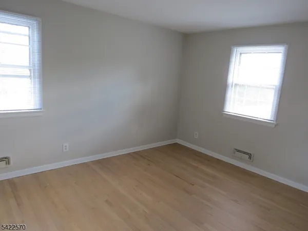 $3,900 | 192 West Mt Pleasant Avenue, Unit B, Livingston, NJ 07039