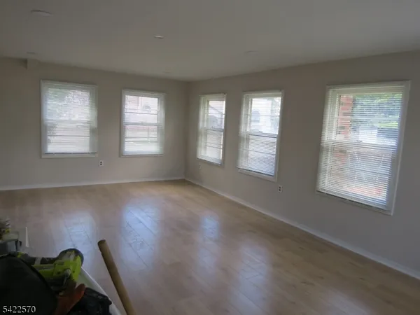$3,900 | 192 West Mt Pleasant Avenue, Unit B, Livingston, NJ 07039
