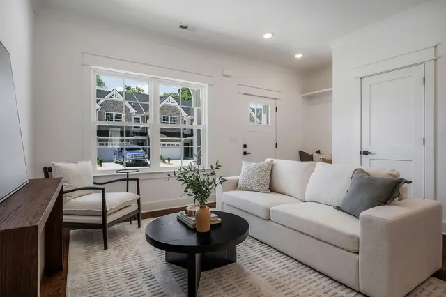 $1,750 | 209 South High Street, Unit 19, McMinnville, TN 37110