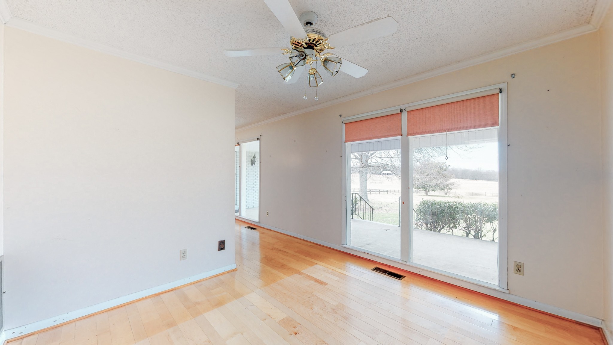 2165 Palmer Road Lebanon, TN 37090 - Photo 7 of 67 a view of an empty room with a window