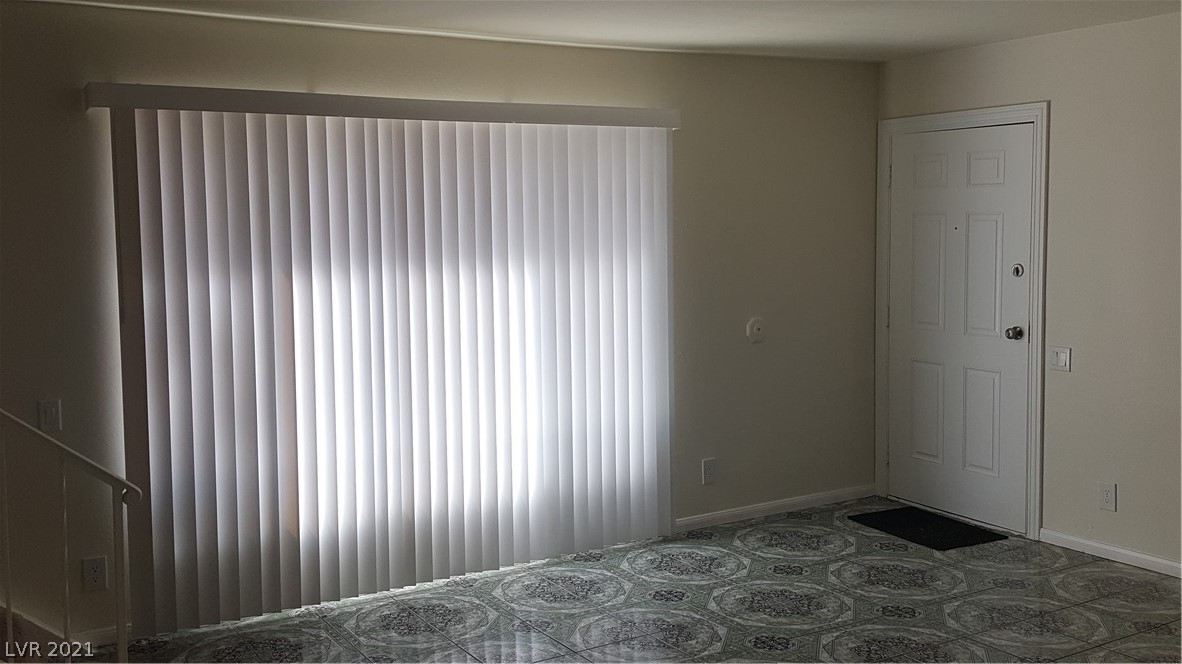 2232 East Desert Inn Road Las Vegas, NV 89169 - Photo 2 of 10
