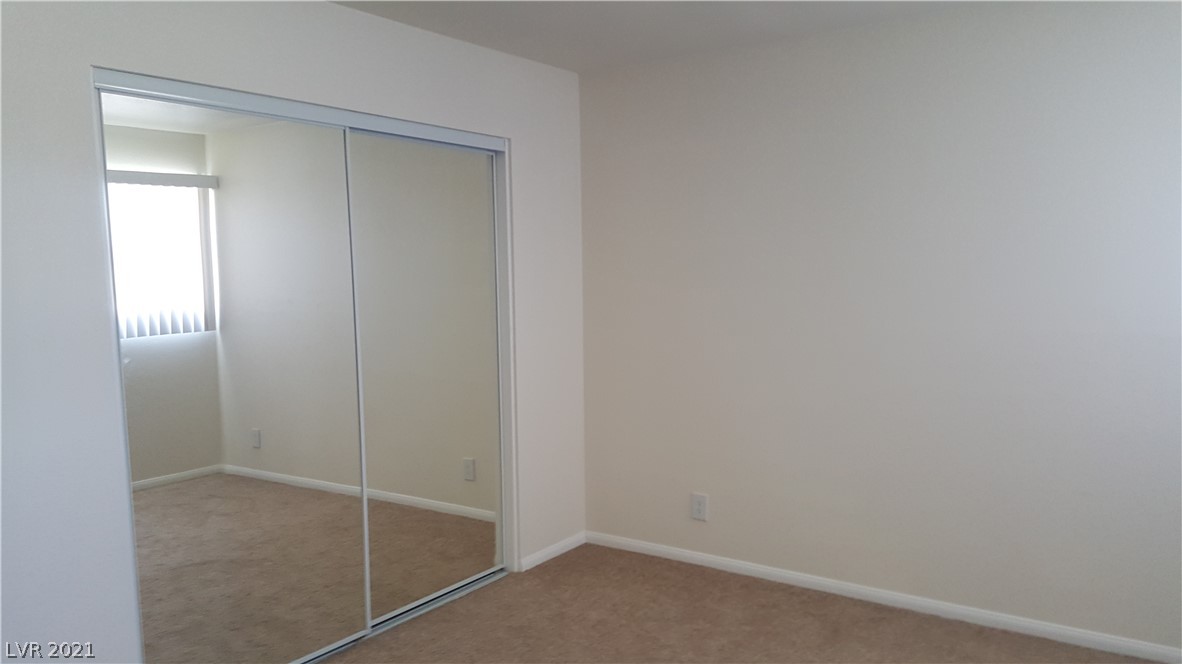 2232 East Desert Inn Road Las Vegas, NV 89169 - Photo 8 of 10