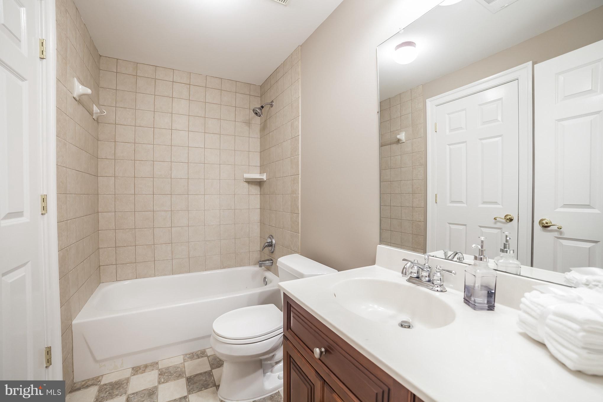 2024 Dixon Road Frederick, MD 21704 - Photo 26 of 30 Ensuite Full Bath