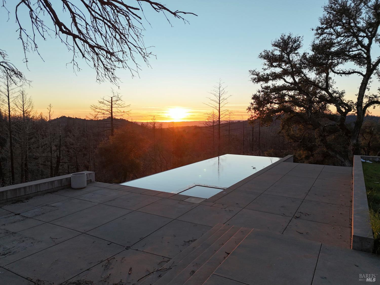 6505 Erland Road Santa Rosa, CA 95404 - Photo 2 of 41 a view of a terrace