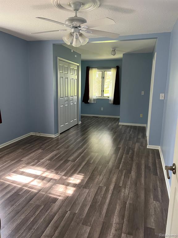 12504 Linden Road Linden, MI 48451 - Photo 9 of 26