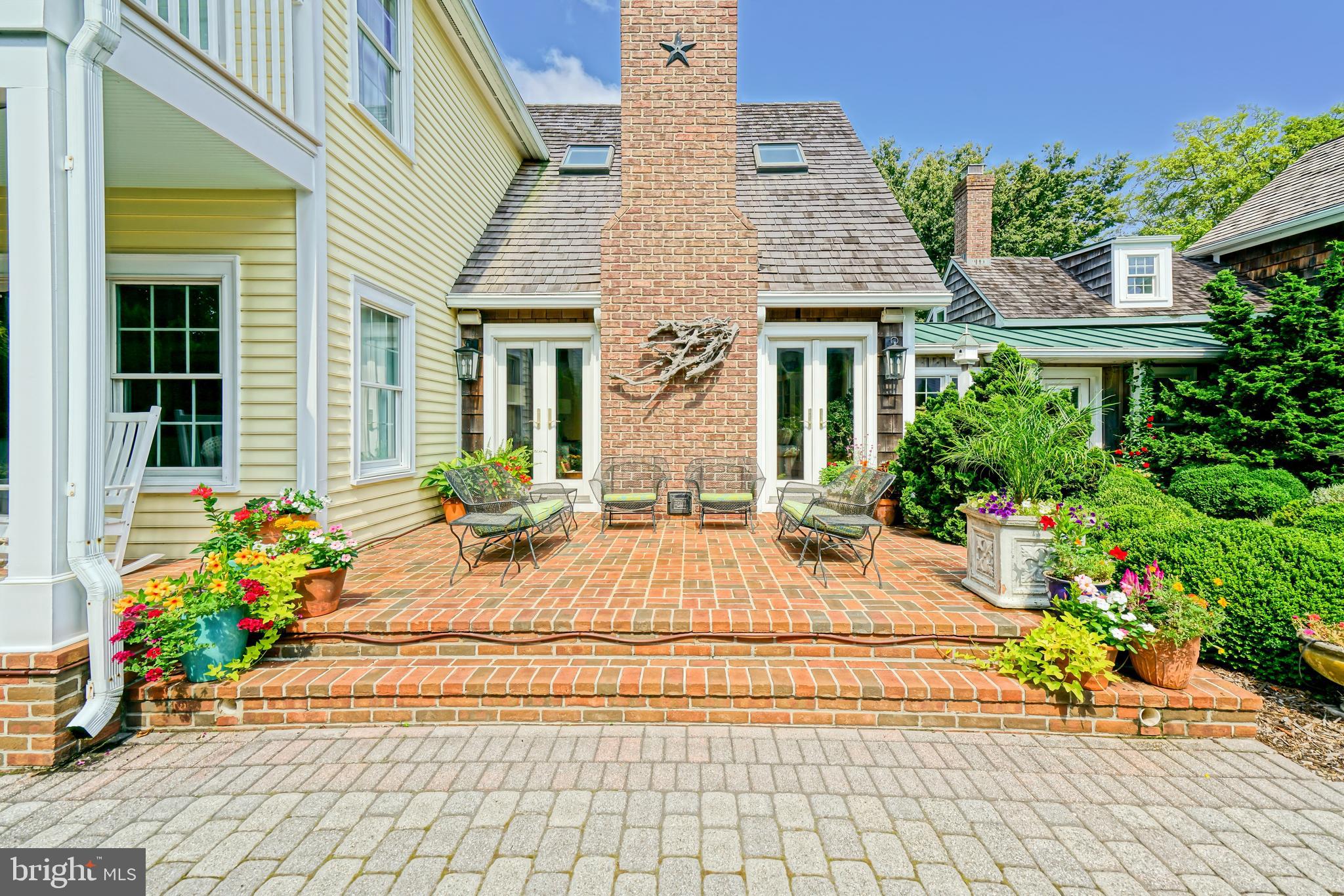 558 Pilottown Road Lewes, DE 19958 - Photo 106 of 142 a view of a house with sitting area and garden