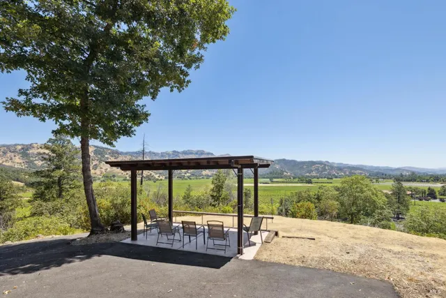 $1,495,000 | 1200 Bennett Lane, Calistoga, CA 94515