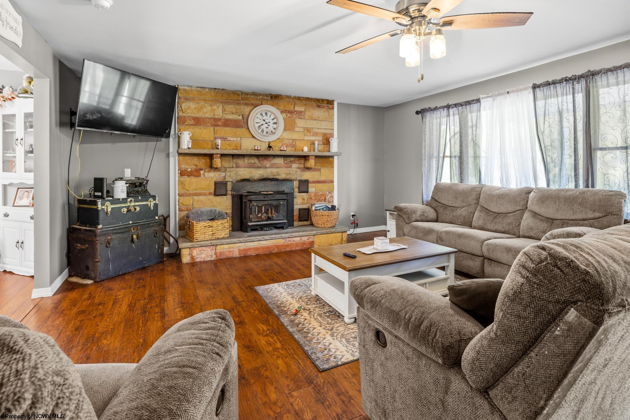 247 Riggs Drive Buckhannon, WV 26201 - Photo 4 of 25 Gallery Image 4