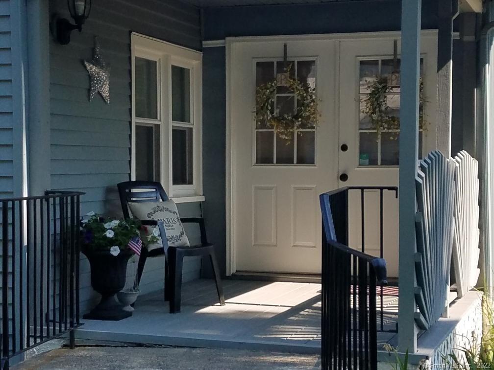 127 Old Mill Road Southington, CT 06479 - Photo 1 of 1 Beautiful inviting entryway