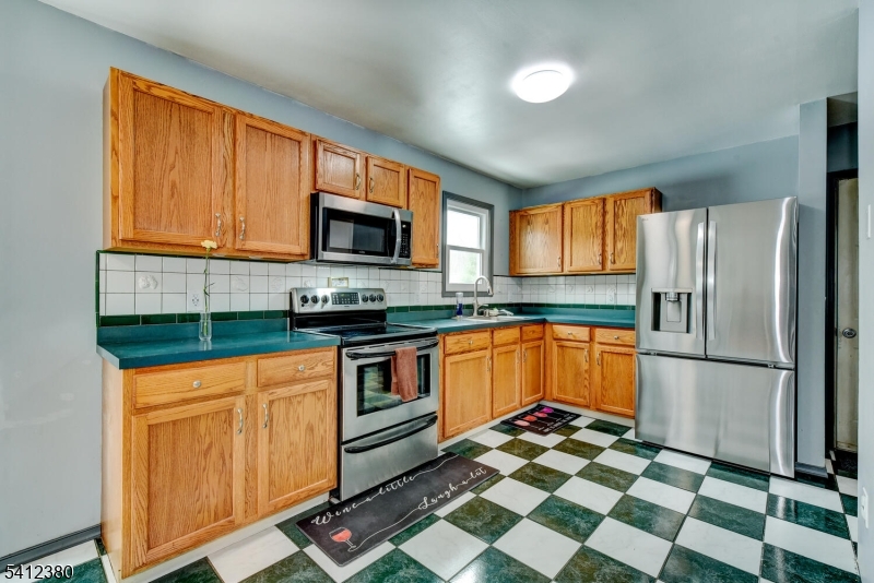 101 Racetrack Circle Montague, NJ 07827 - Photo 6 of 34