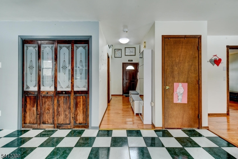 101 Racetrack Circle Montague, NJ 07827 - Photo 7 of 34