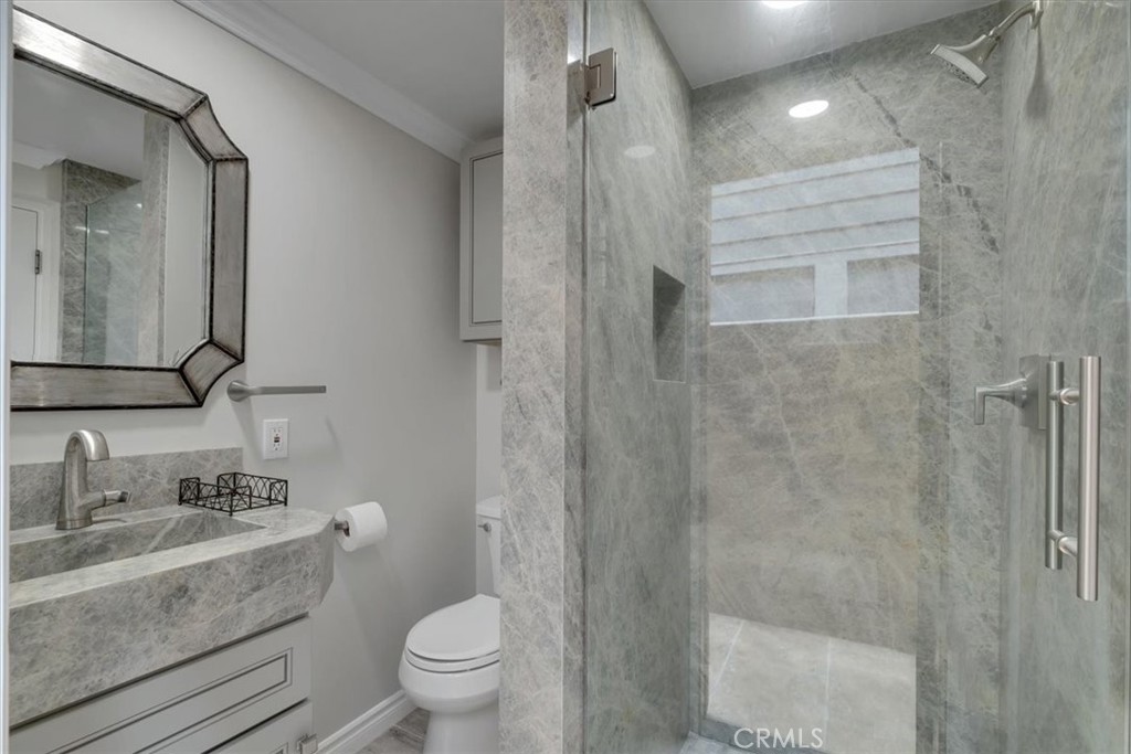 2808 West Oceanfront Newport Beach, CA 92663 - Photo 20 of 33