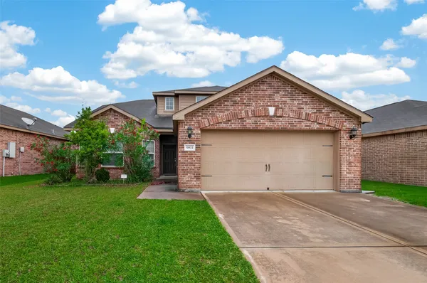 $279,000 | 9811 Montana Sapphire Lane, Rosharon, TX 77583