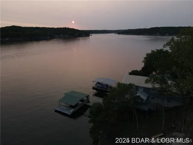 $449,000 | 28136 Lindsey Lane, Rocky Mount, MO 65072