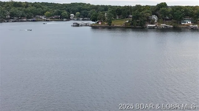 $449,000 | 28136 Lindsey Lane, Rocky Mount, MO 65072