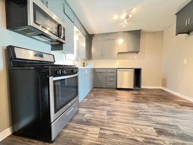 $1,925 | 10263 Casa View Drive, Dallas, TX 75228