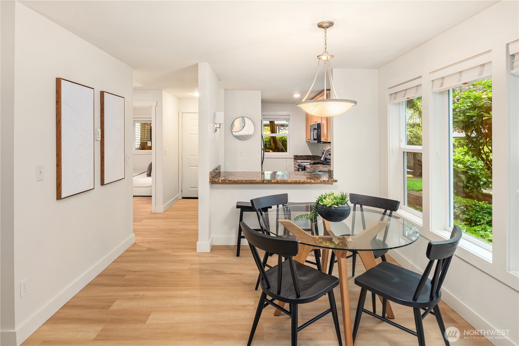 8615 238th Street Southwest, Unit B101 Edmonds, WA 98026 - Photo 10 of 25