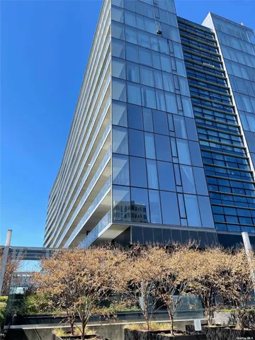 $590,000 | 131-05 40 Road, Unit PH1T | Flushing