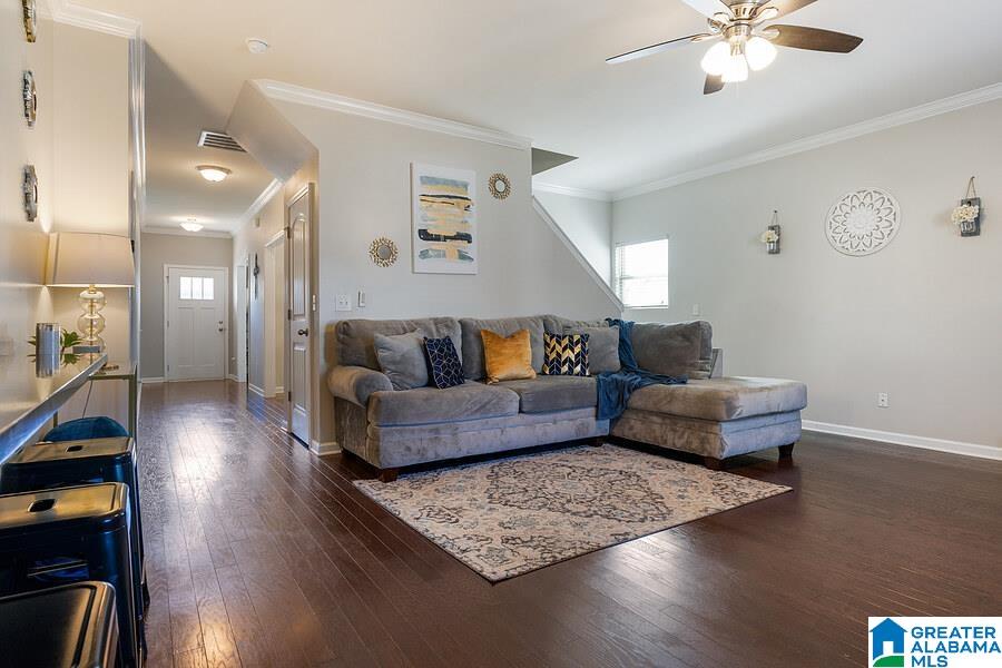 1091 Riviera Drive Calera, AL 35040 - Photo 3 of 21