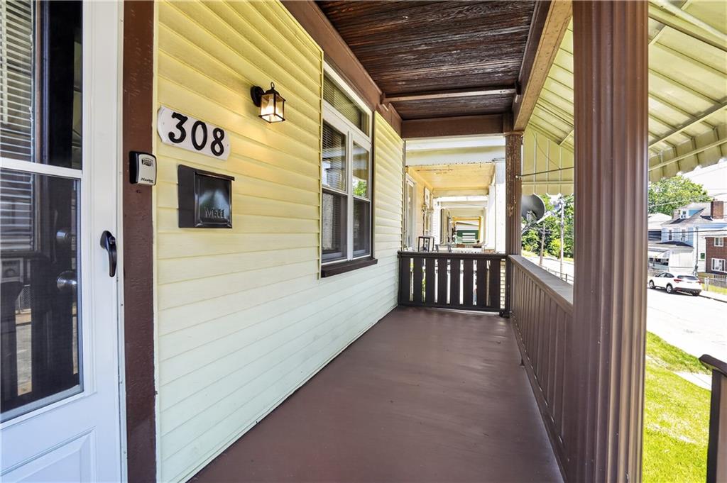 308 Rustic Avenue Pittsburgh, PA 15210 - Photo 4 of 40