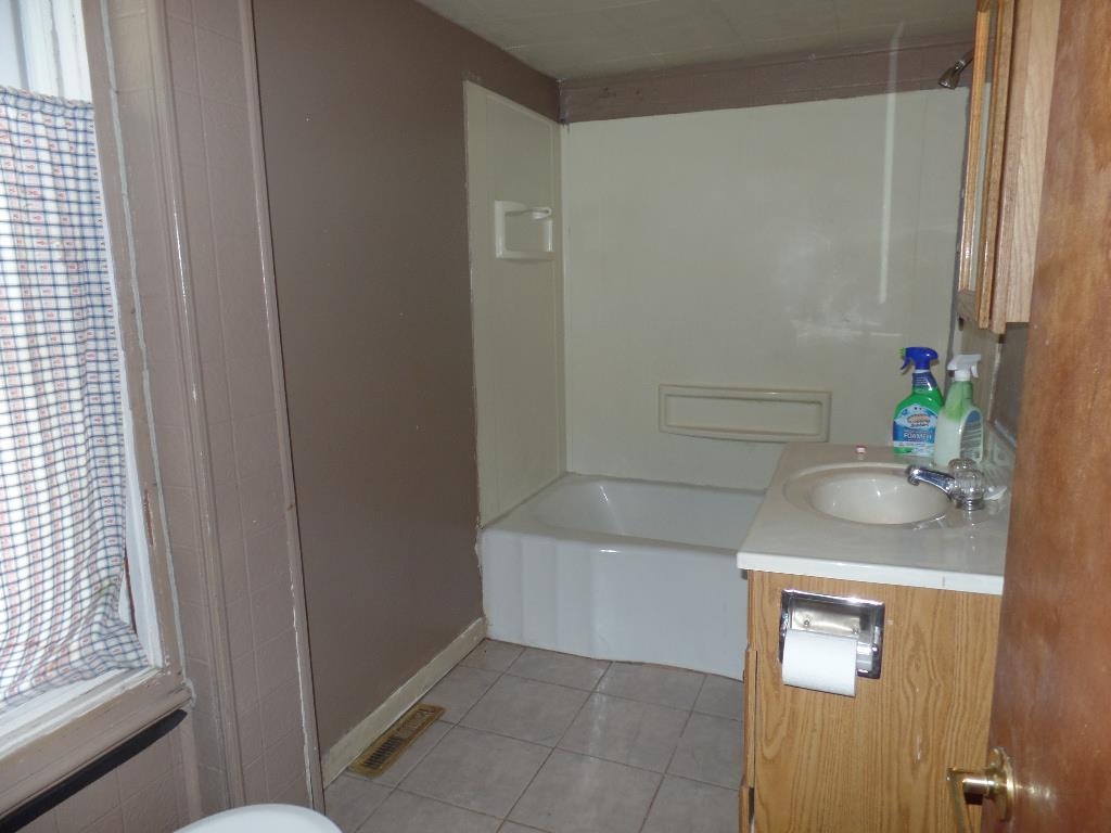 8232 Ravere Street Machesney Park, IL 61115 - Photo 8 of 8 Gallery Image 8